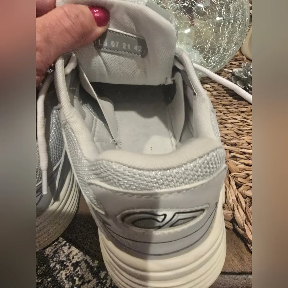 Dior Men's Gray Sneakers - Picture 10 of 17